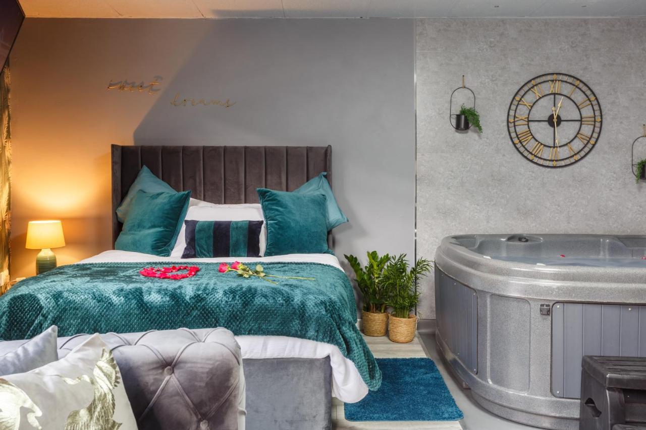 Riverside Studio With Jacuzzi! Sheffield Ngoại thất bức ảnh