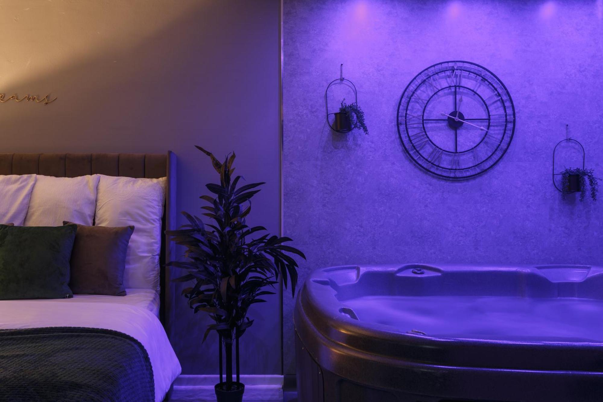 Riverside Studio With Jacuzzi! Sheffield Ngoại thất bức ảnh